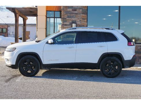 Used 2021 Jeep Cherokee Limited image 6