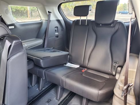 New 2026 Kia Carnival image 30