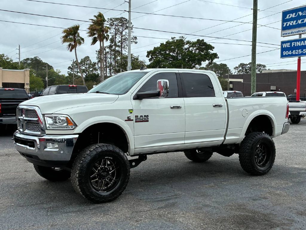 Used 2018 RAM 2500 Laramie w/ Convenience Group AWD/4WD image 2