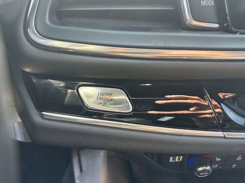 Used 2023 Buick Enclave Avenir w/ Avenir Technology Package AWD/4WD image 17