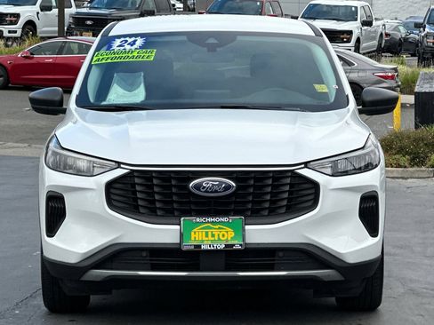 Used 2024 Ford Escape Active FWD image 9