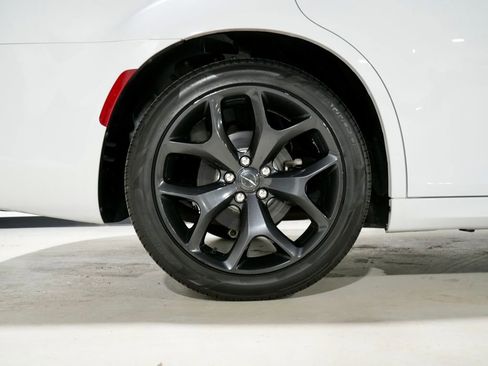 Used 2021 Chrysler 300 S w/ S Model Appearance Package image 34