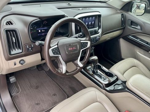 Used 2019 GMC Canyon SLT w/ Trailering Package image 37