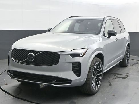 New 2026 Volvo XC90 B6 Ultra w/ Protection Package Premier image 3
