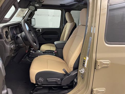 New 2026 Jeep Gladiator Willys image 15