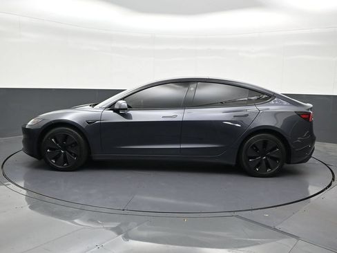Used 2025 Tesla Model 3 Long Range RWD image 2