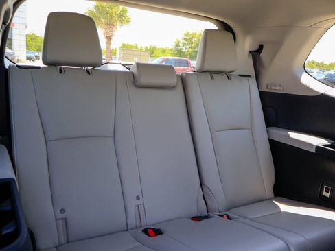 Used 2026 Toyota Grand Highlander AWD image 14