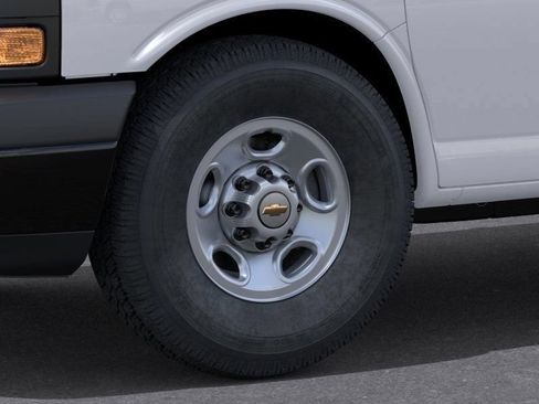 New 2025 Chevrolet Express 2500 RWD image 11