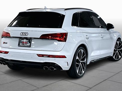 Used 2024 Audi SQ5 Premium Plus w/ Premium Plus Package image 11