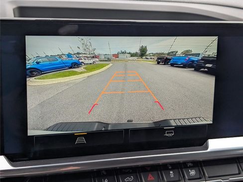 Used 2024 Chevrolet Silverado 2500 LT image 24