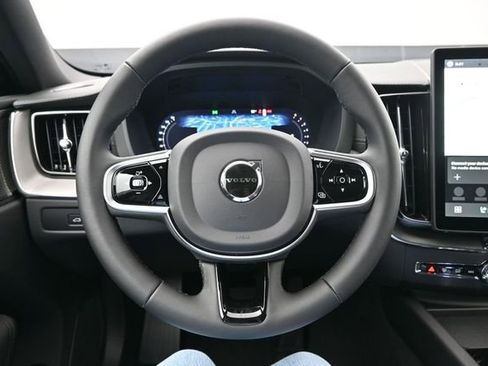 New 2026 Volvo XC60 B5 Ultra w/ Climate Package AWD/4WD image 27