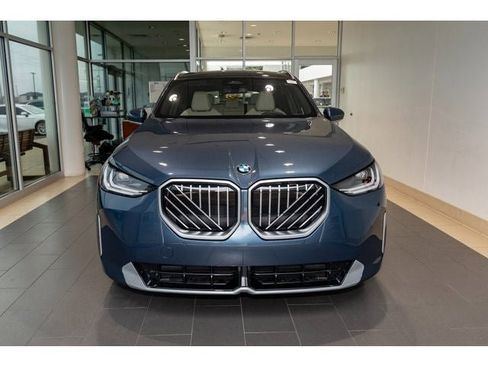 New 2026 BMW X3 xDrive30 w/ Convenience Package image 43