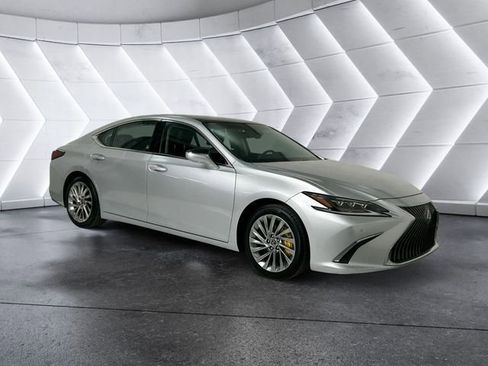 Used 2021 Lexus ES 350 Ultra Luxury w/ Accessory Package 2 FWD image 1