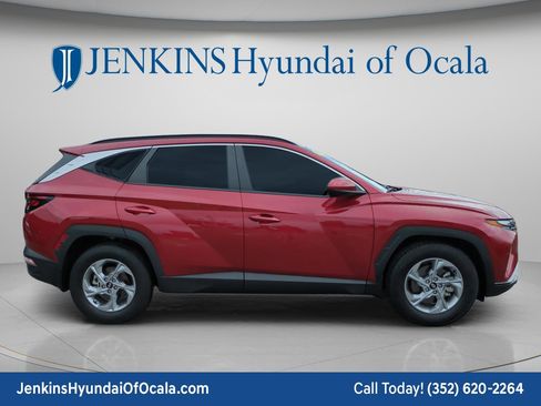 Certified 2024 Hyundai Tucson SEL FWD image 2