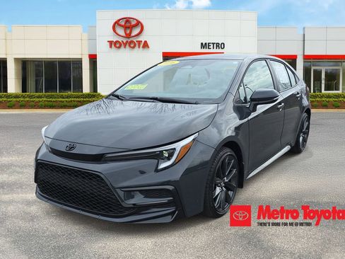 Used 2026 Toyota Corolla XSE FWD image 1