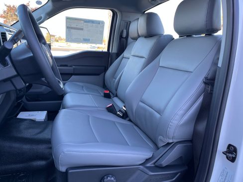 New 2026 Ford F350 XL w/ XL Chrome Package RWD image 3