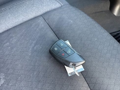 Used 2024 Chevrolet Silverado 2500 LT image 6