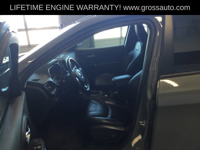 Used 2023 Jeep Cherokee Altitude Lux AWD/4WD image 21