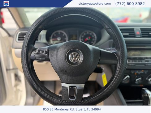 Used 2013 Volkswagen Jetta TDI FWD image 17