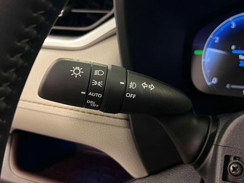 Used 2025 Toyota RAV4 Limited w/ Advanced Technology Package image 24