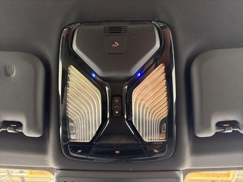 Certified 2024 BMW X3 xDrive30i w/ Convenience Package image 28