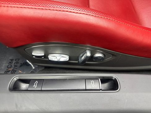 Used 2013 Porsche Boxster S RWD image 33