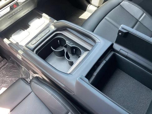 New 2027 Kia Telluride SX Prestige AWD/4WD image 9