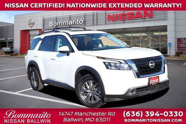 Certified 2025 Nissan Pathfinder SV w/ SV Premium Package FWD image 1