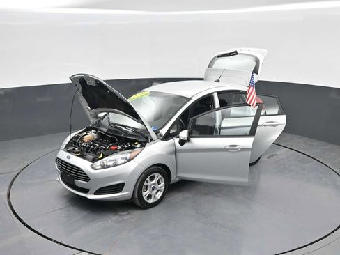 Used 2016 Ford Fiesta SE w/ Cold Weather Package FWD image 42