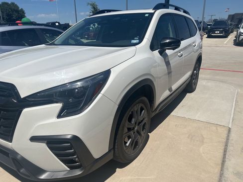 Used 2023 Subaru Ascent Onyx Edition Limited AWD/4WD image 2