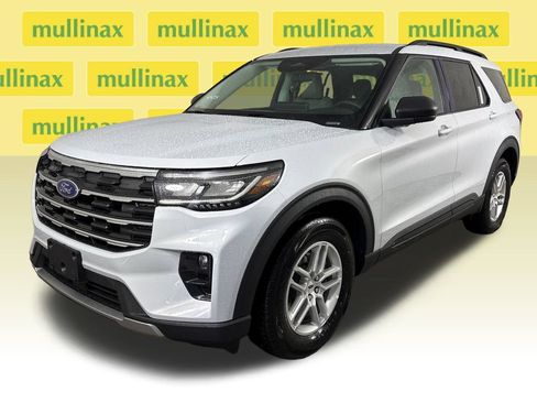New 2026 Ford Explorer Active w/ Active Comfort Package RWD image 14