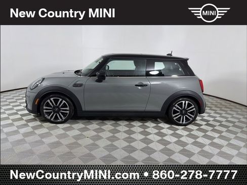 Used 2023 MINI Cooper S image 4