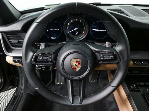 Certified 2020 Porsche 911 Carrera 4 image 9