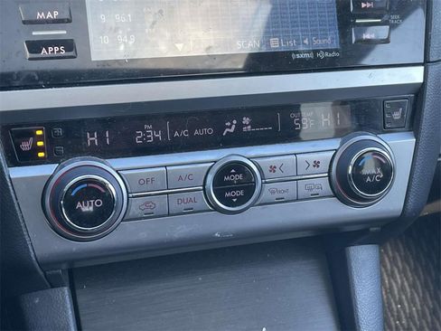 Used 2016 Subaru Outback 3.6R Limited image 7