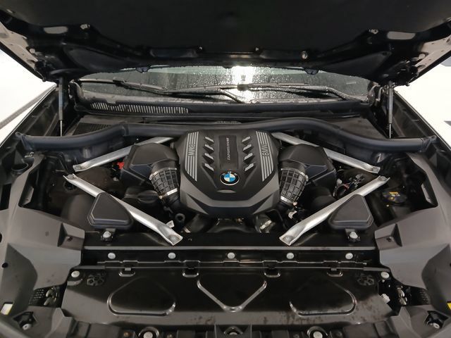 Used 2022 BMW X7 M50i w/ Luxury Seating Package AWD/4WD image 36