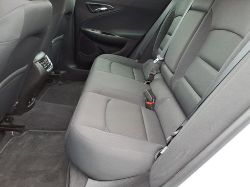 Certified 2017 Chevrolet Malibu LT image 12