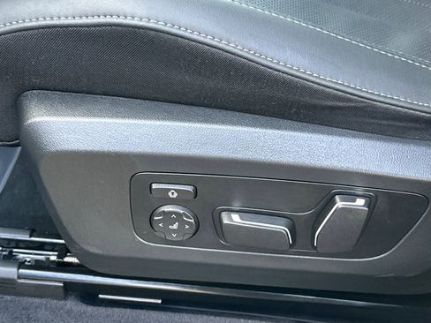 Used 2025 BMW X3 xDrive30i w/ Convenience Package image 15