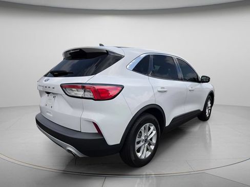 Used 2020 Ford Escape SE FWD image 5