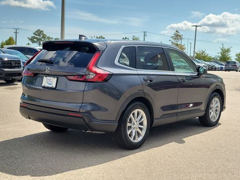 Used 2024 Honda CR-V EX image 6