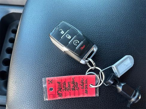 Certified 2022 RAM 1500 Big Horn image 32