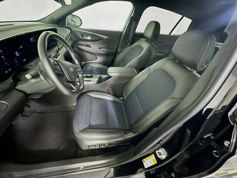 Used 2024 Buick Envista Preferred w/ Convenience I Package image 13