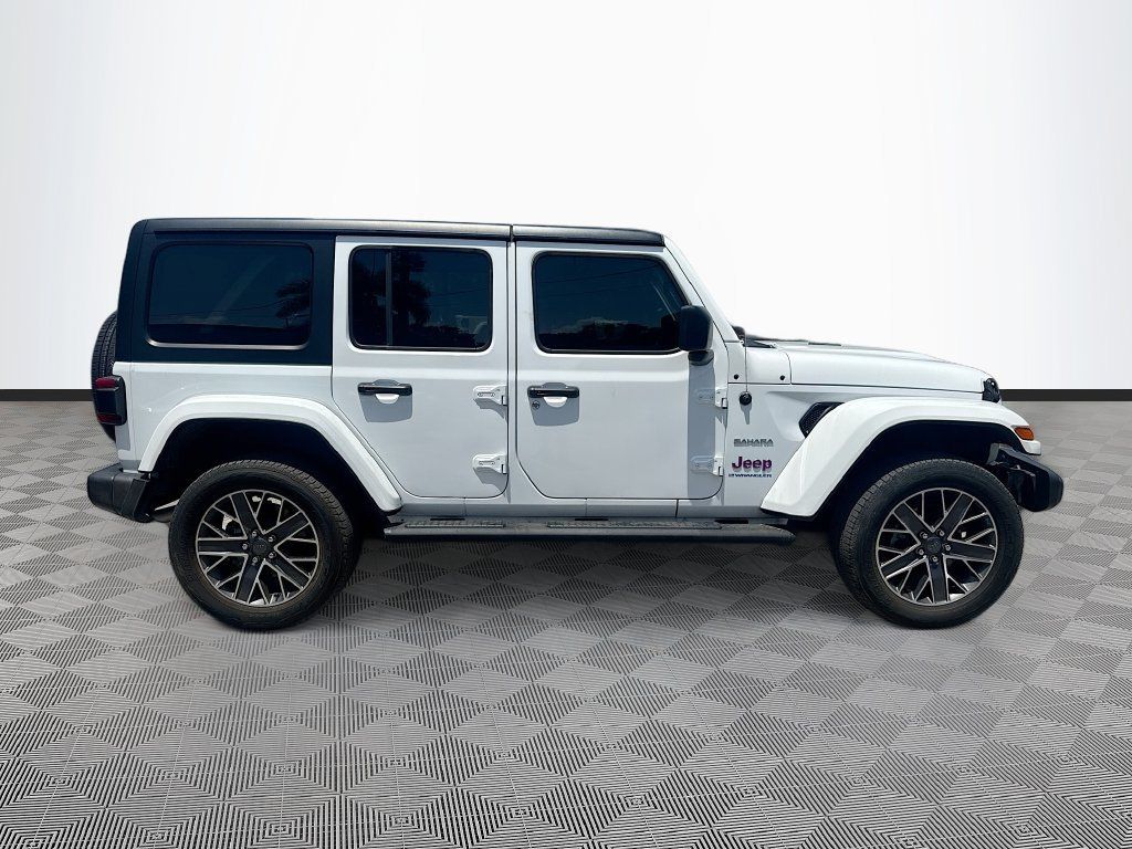 Certified 2023 Jeep Wrangler Unlimited Sahara w/ Cold Weather Group AWD/4WD image 5