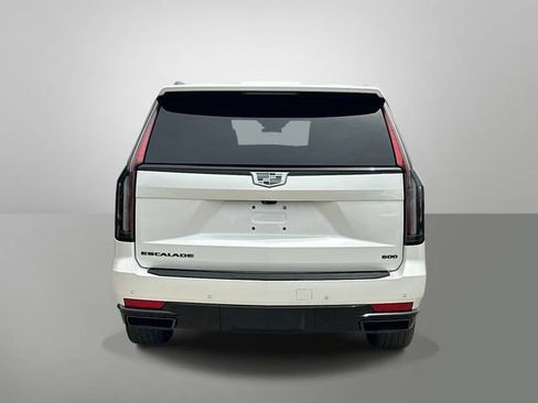 Used 2024 Cadillac Escalade ESV Sport w/ LPO, ONYX Package AWD/4WD image 27