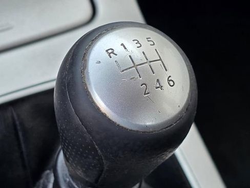 Used 2015 Nissan Sentra S image 17