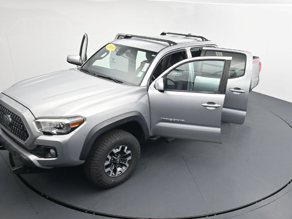 Used 2019 Toyota Tacoma TRD Off-Road AWD/4WD image 39