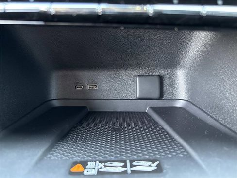 New 2026 Chevrolet Traverse LT w/ Driver Confidence Package image 19