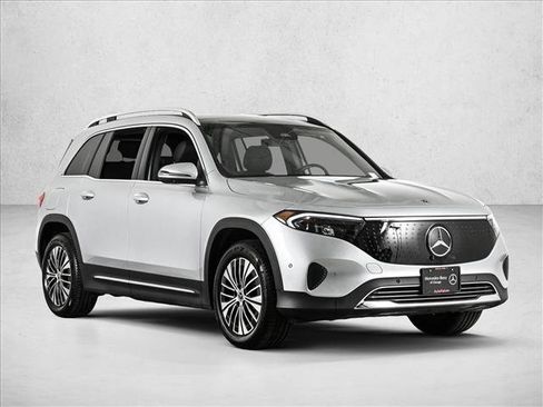 Certified 2025 Mercedes-Benz EQB 250+ image 3