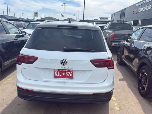 Used 2022 Volkswagen Tiguan SE image 7