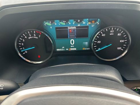 Used 2023 Ford Expedition Limited image 9