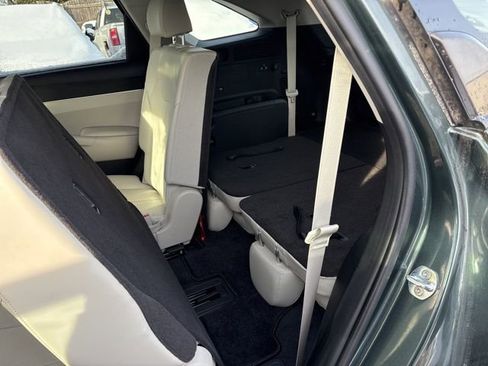 Certified 2022 Kia Sorento S w/ Panoramic Sunroof Package image 23